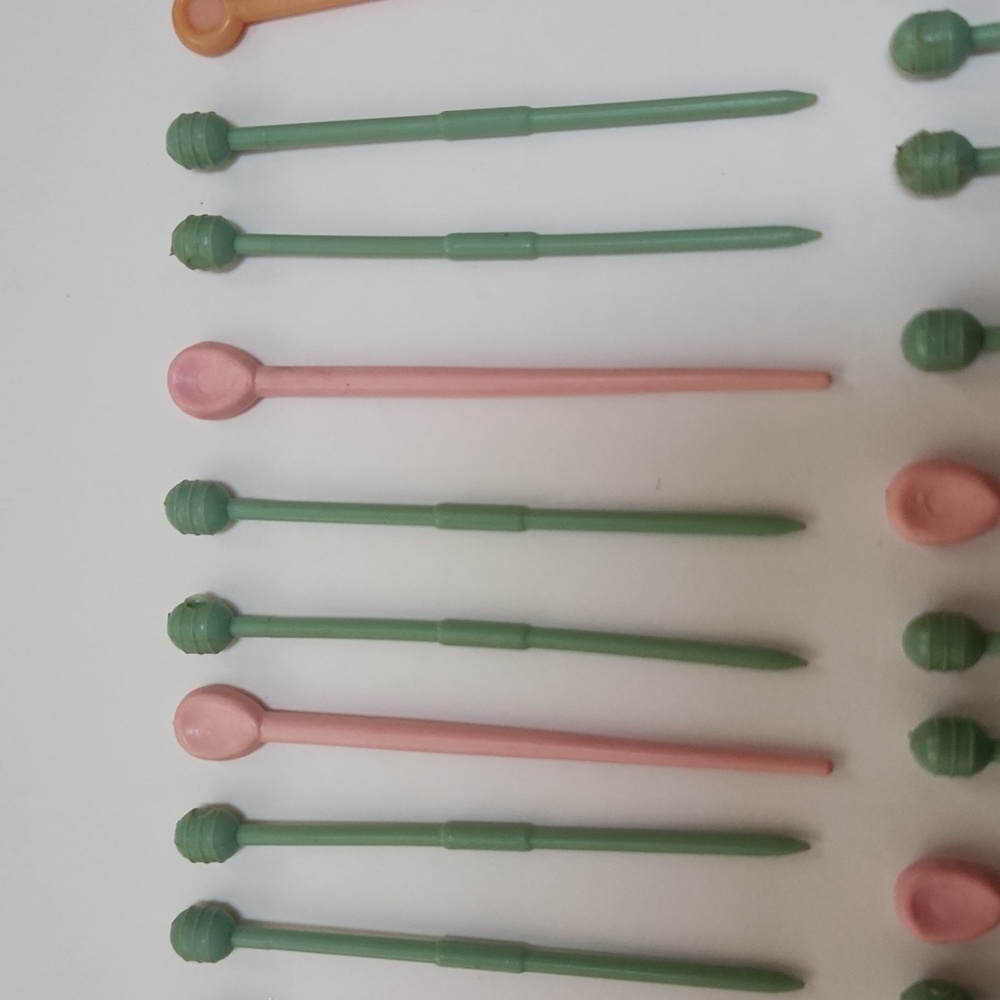Vintage Plastic Pink Blue Peach Hair Roller Picks Pins Curlers hairstyling - Picture 3 of 7